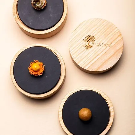 & Restaurant Origines Par Adrien Descouls - Teritoria 5*