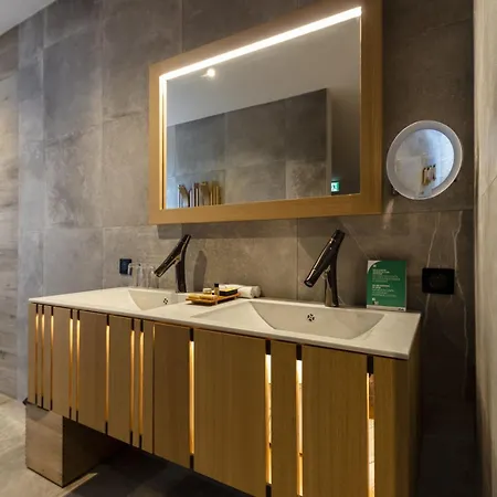 Otel & Restaurant Origines Par Adrien Descouls - Teritoria Le Broc (Puy-de-Dome)