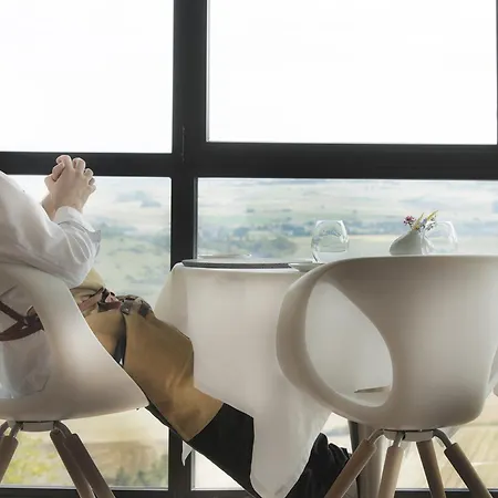 & Restaurant Origines Par Adrien Descouls - Teritoria Le Broc (Puy-de-Dome)