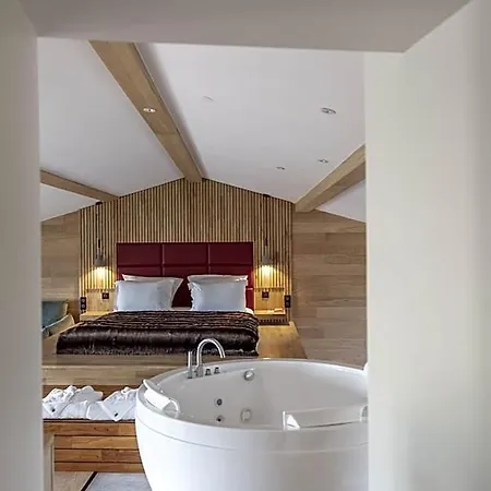 Hotel & Restaurant Origines Par Adrien Descouls - Teritoria