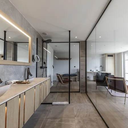 & Restaurant Origines Par Adrien Descouls - Teritoria Le Broc (Puy-de-Dome)