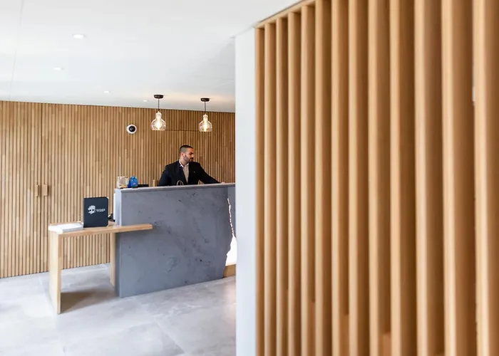 & Restaurant Origines Par Adrien Descouls - Teritoria Hotel