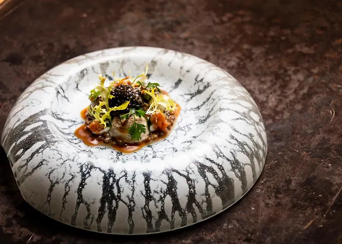 & Restaurant Origines Par Adrien Descouls - Teritoria Le Broc (Puy-de-Dome)